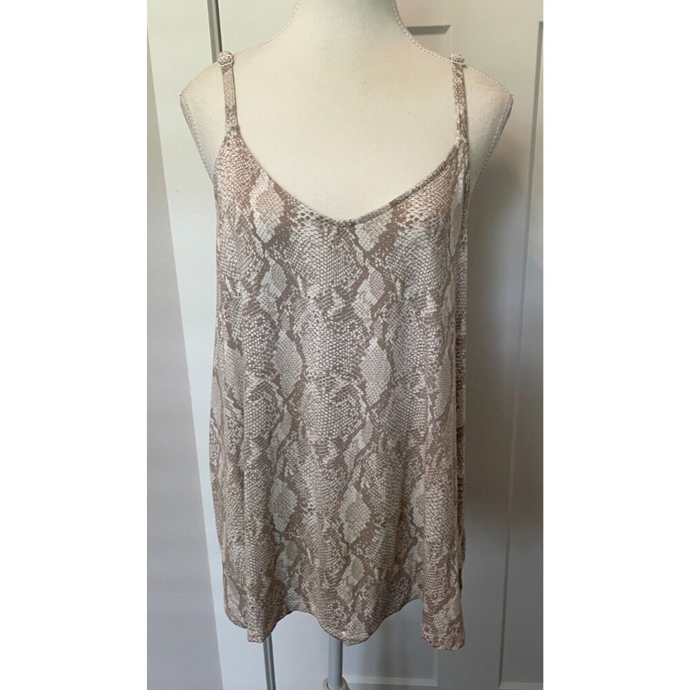 TORRID Womens TOP Sleeveless BEIGE White Animal Print Tank Size 1 (1X 14/16)